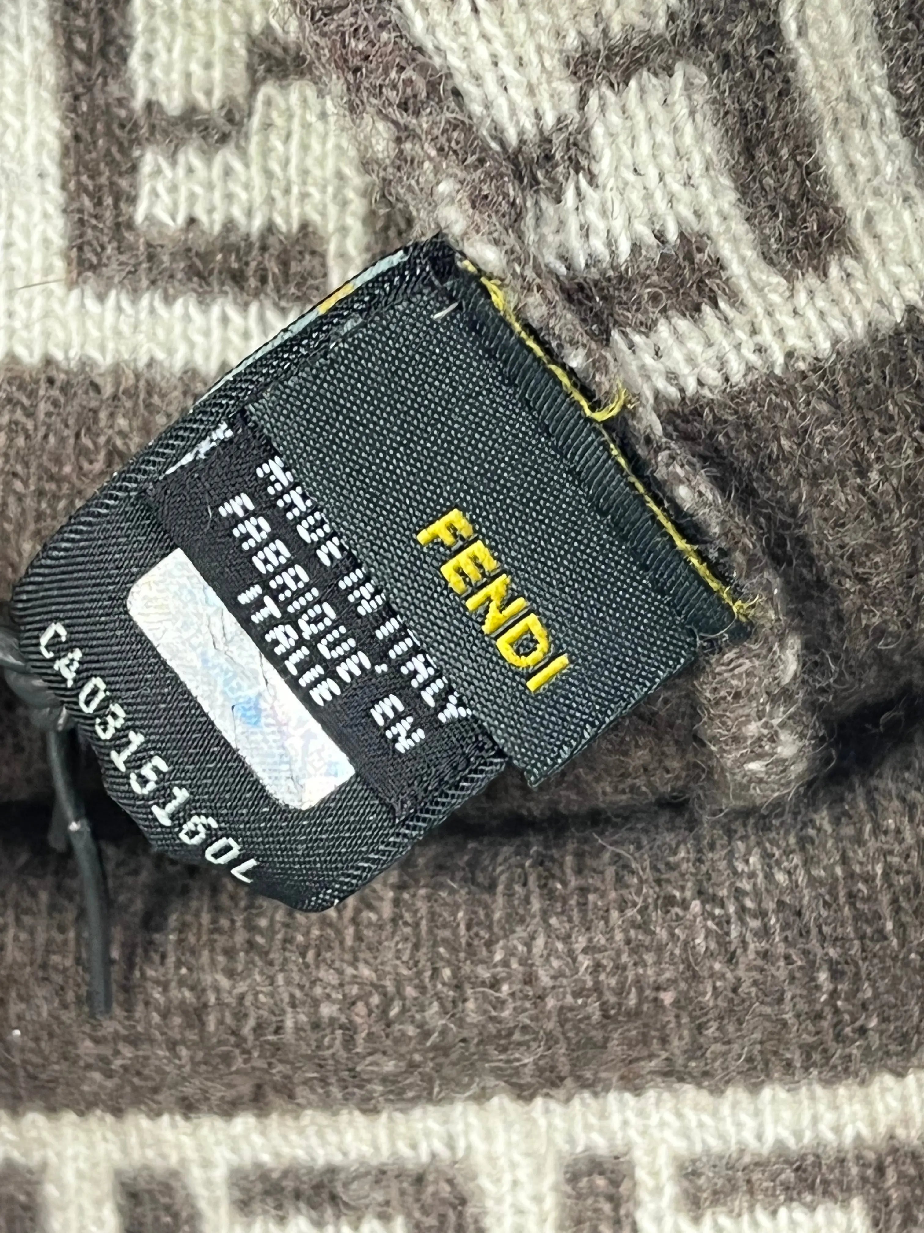 vintage Fendi beanie DSWT Fendi