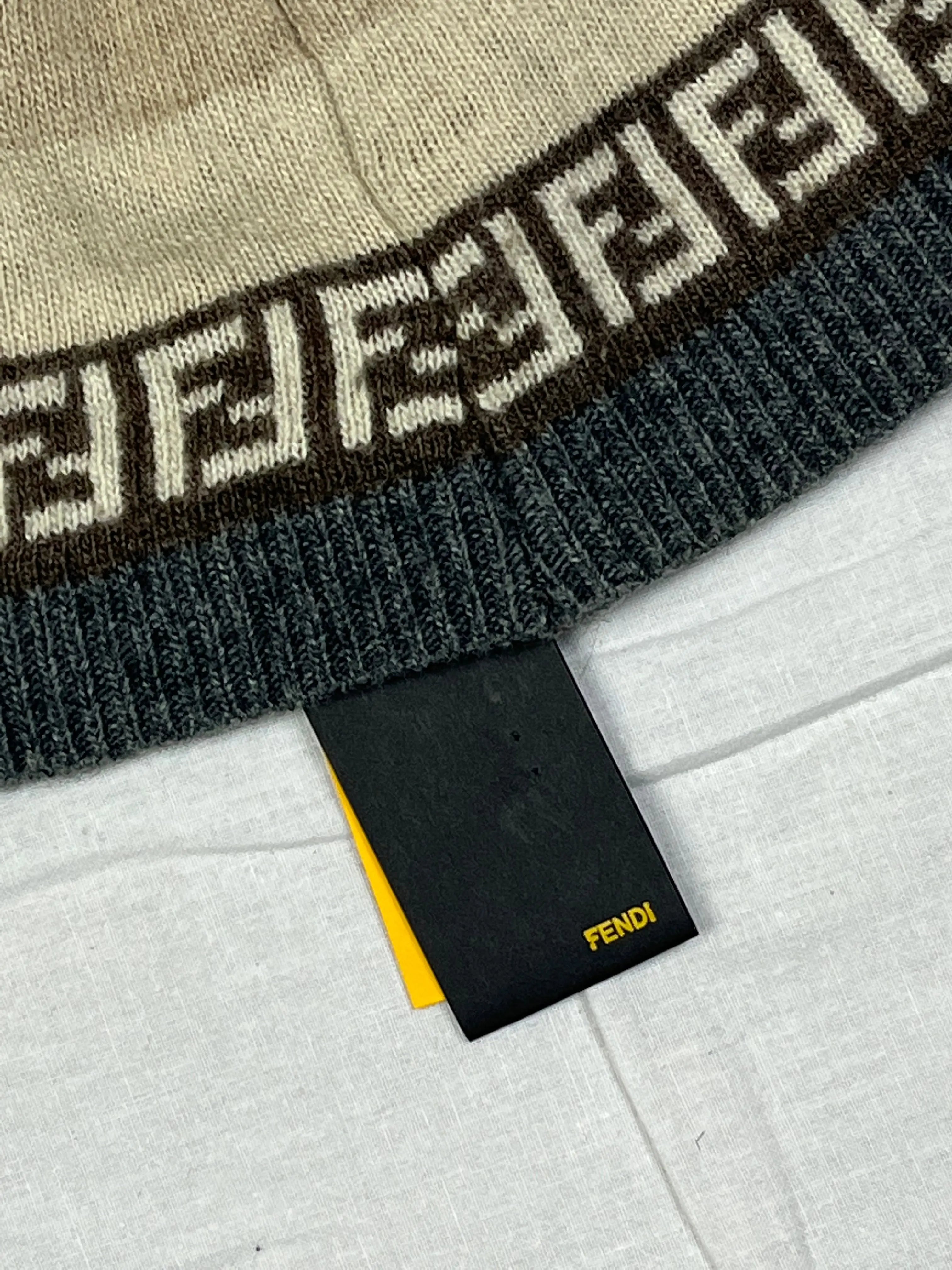 vintage Fendi beanie DSWT Fendi