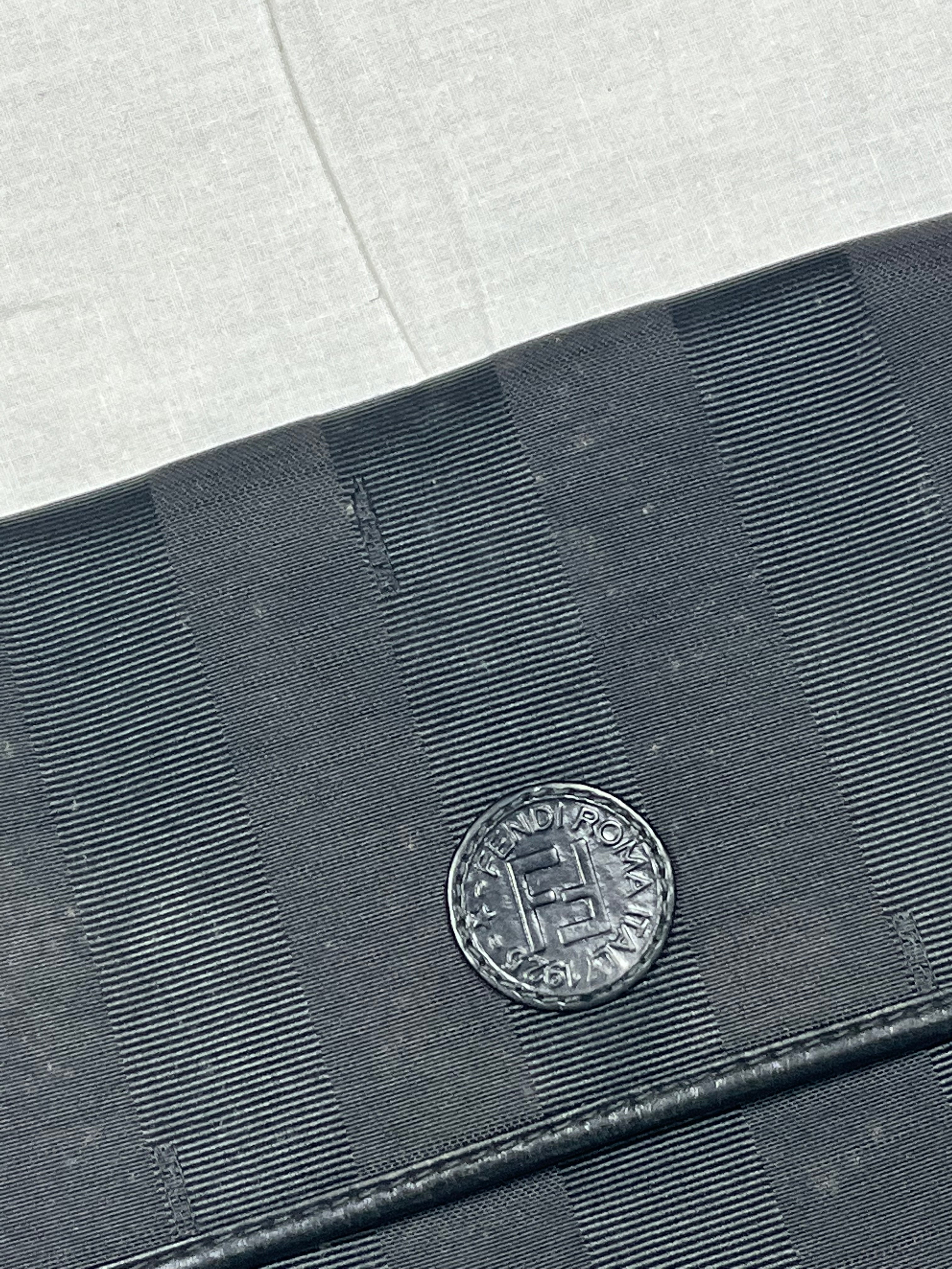 vintage Fendi sling bag Fendi