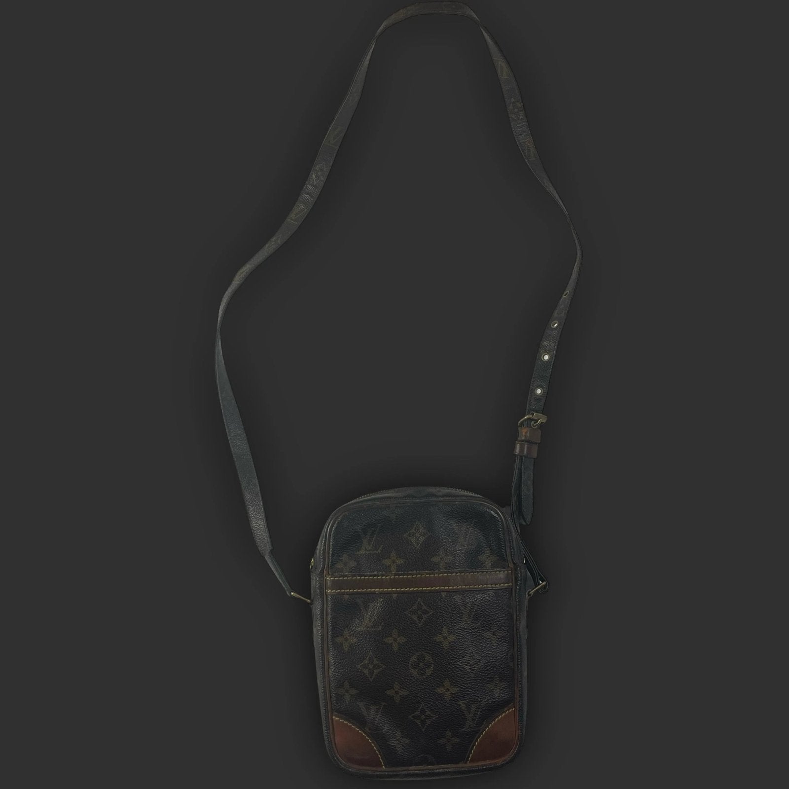 vintage Louis Vuitton danube sling bag Louis Vuitton