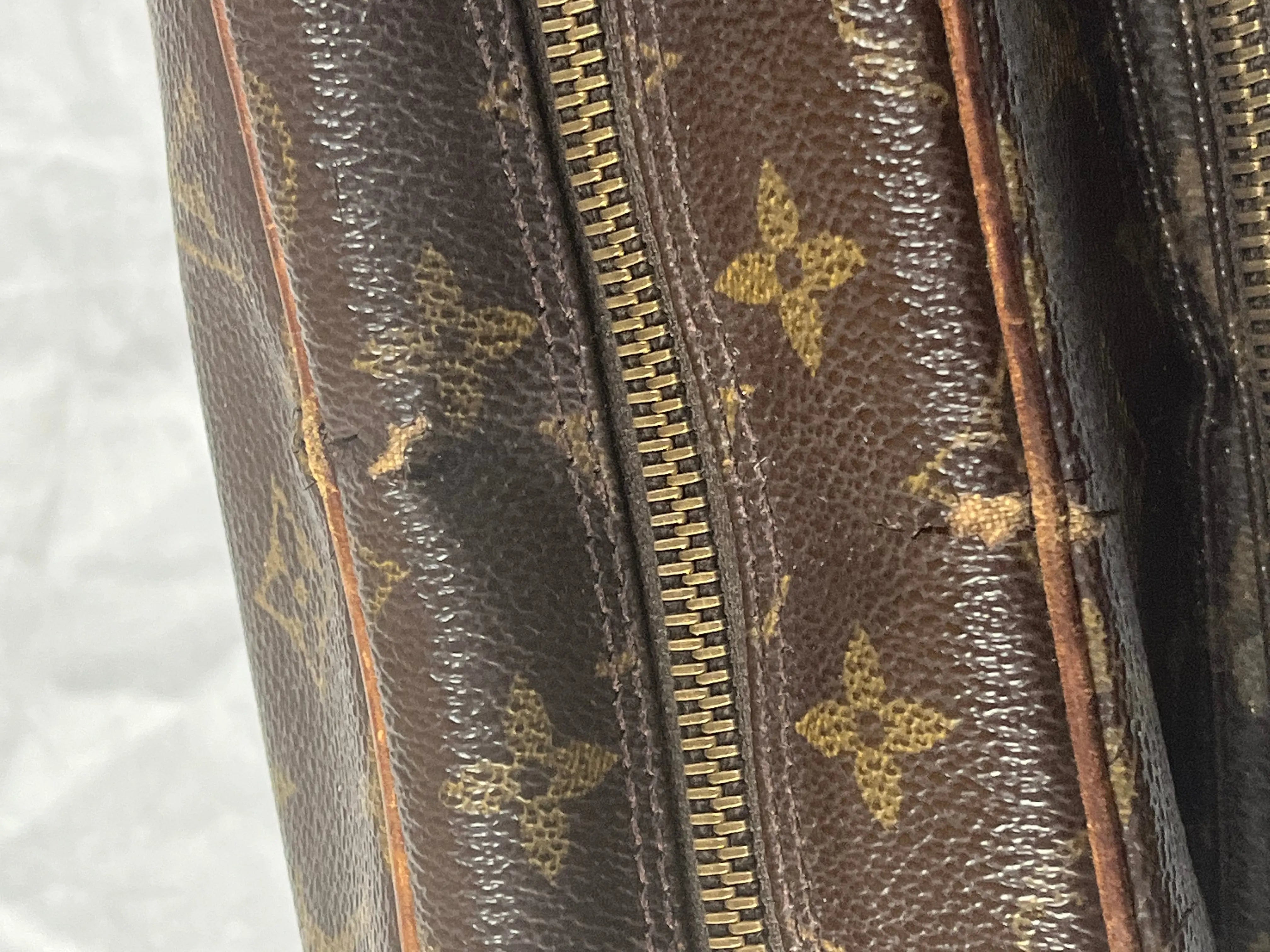 vintage Louis Vuitton sling bag Louis Vuitton