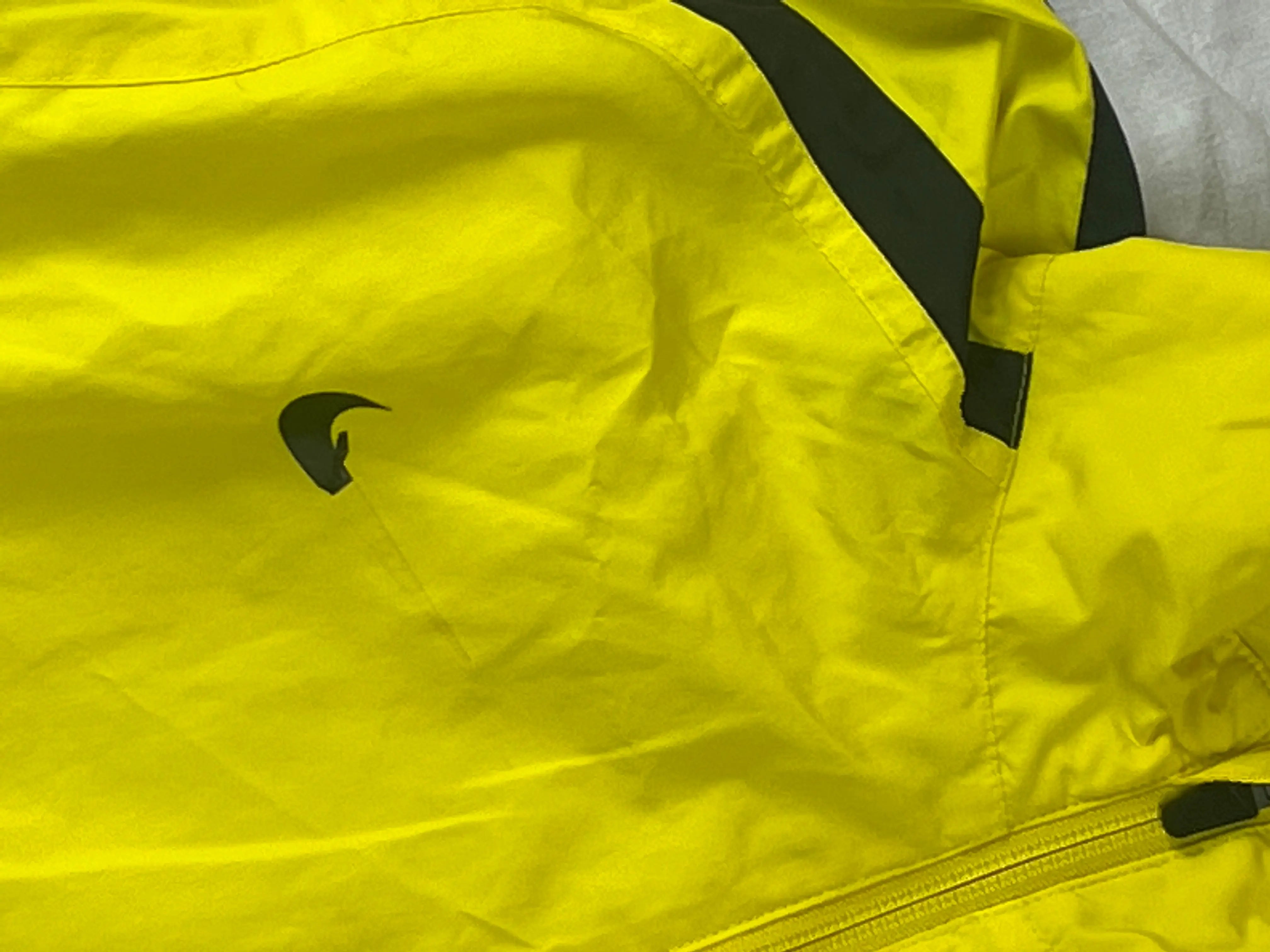 vintage Nike Fc Barcelona windbreaker Nike