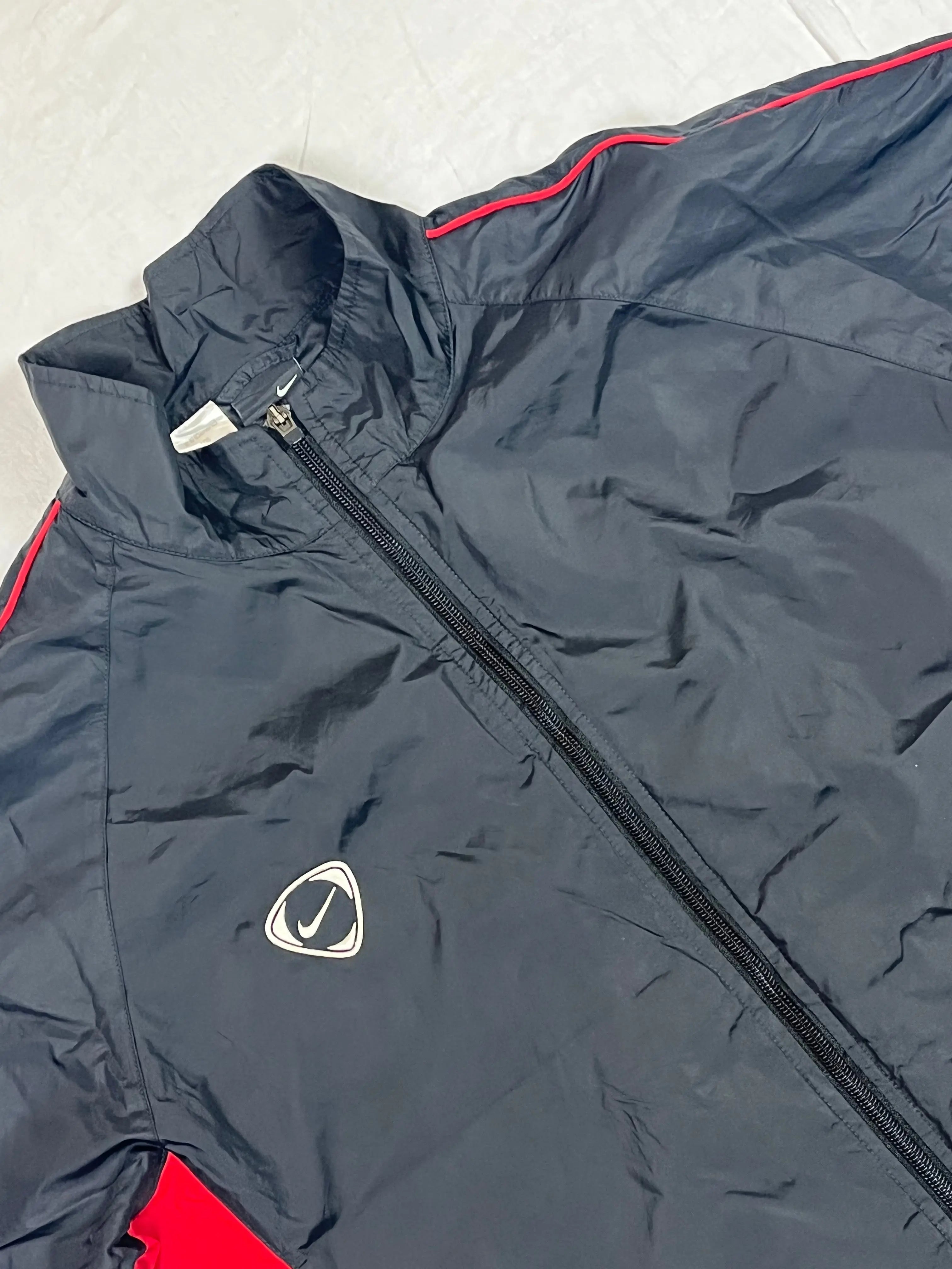 vintage Nike backprint windbreaker Nike