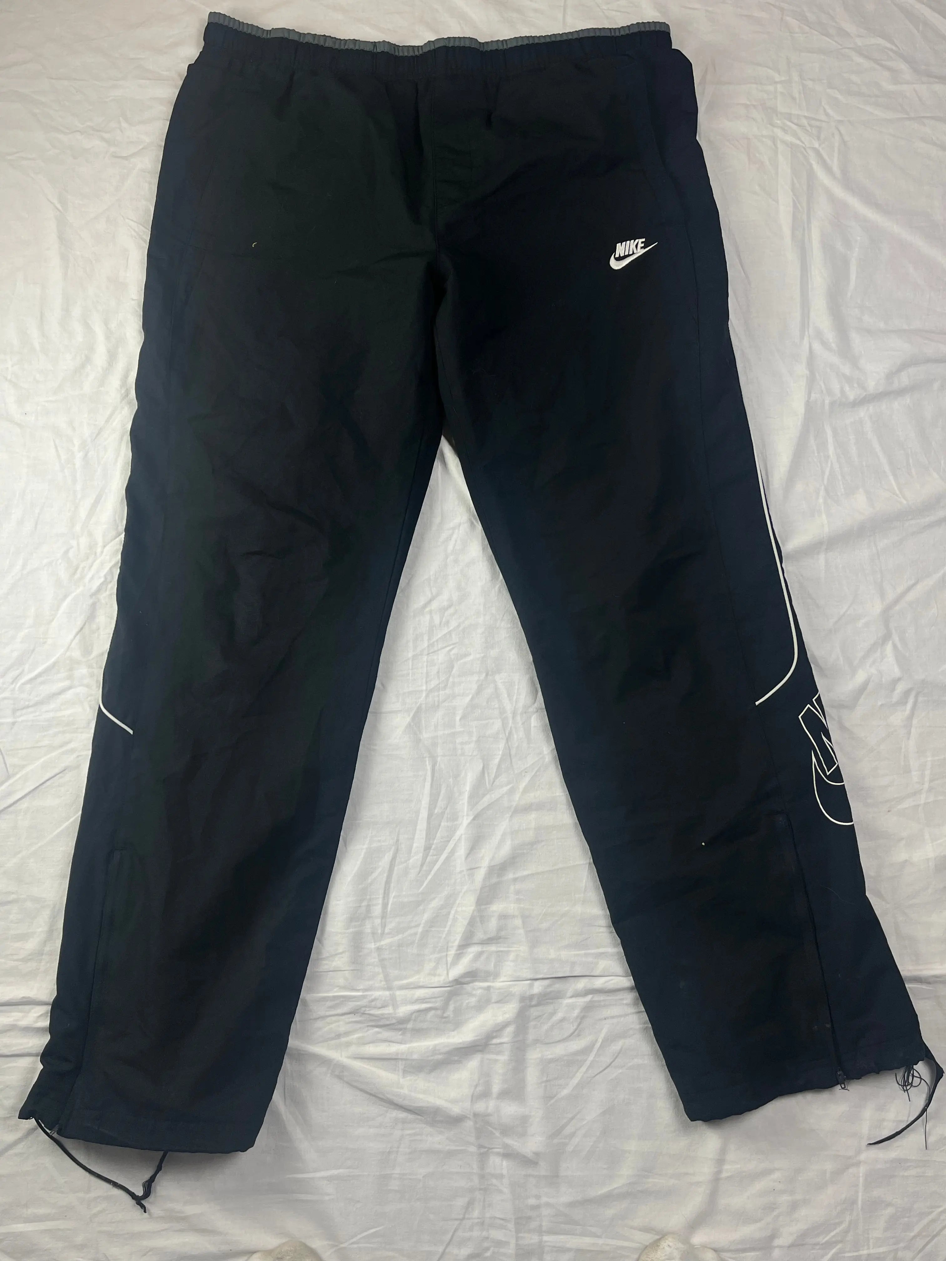 vintage Nike trackpants Nike