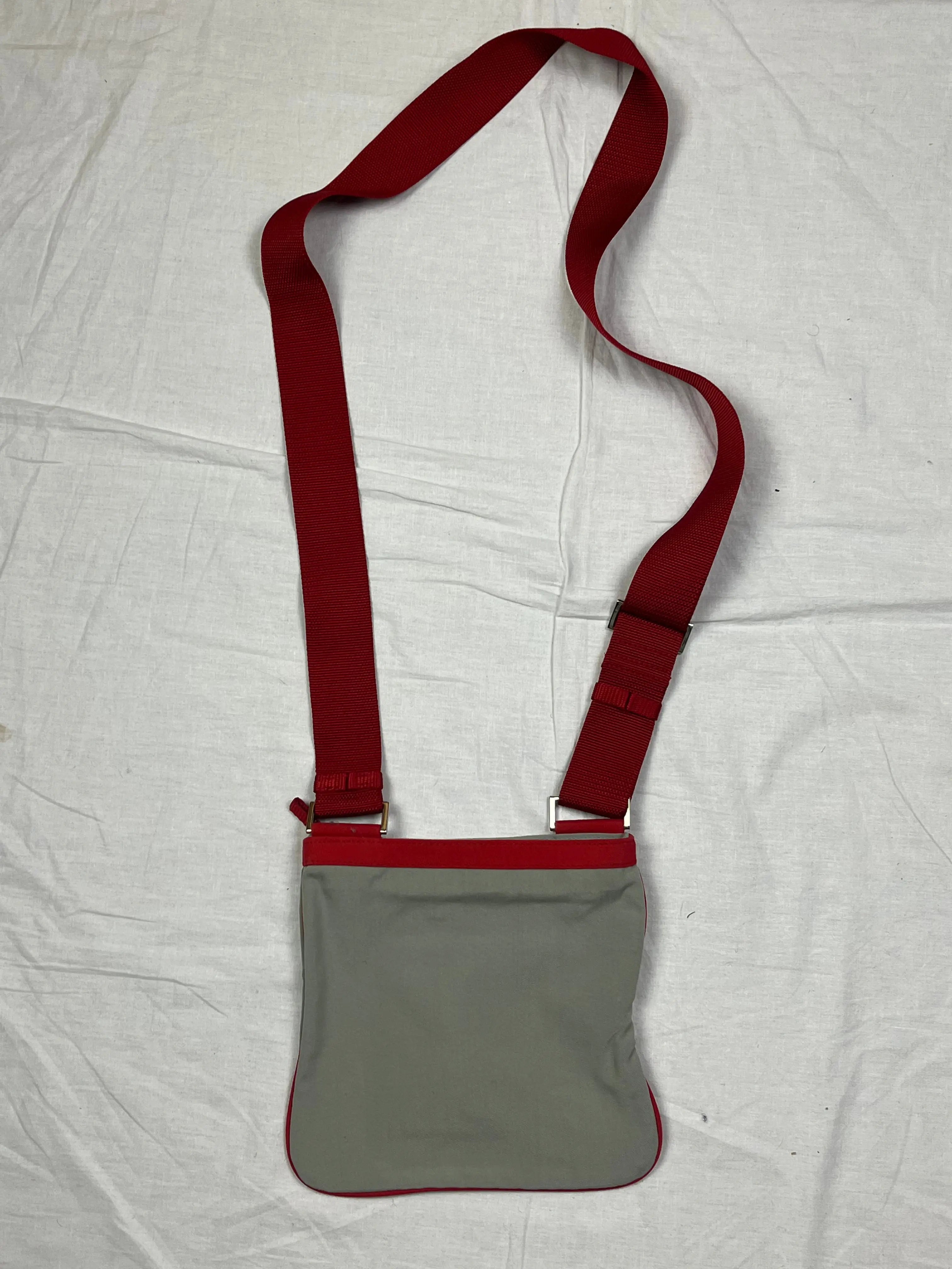 vintage Prada Luna Rossa slingbag Prada