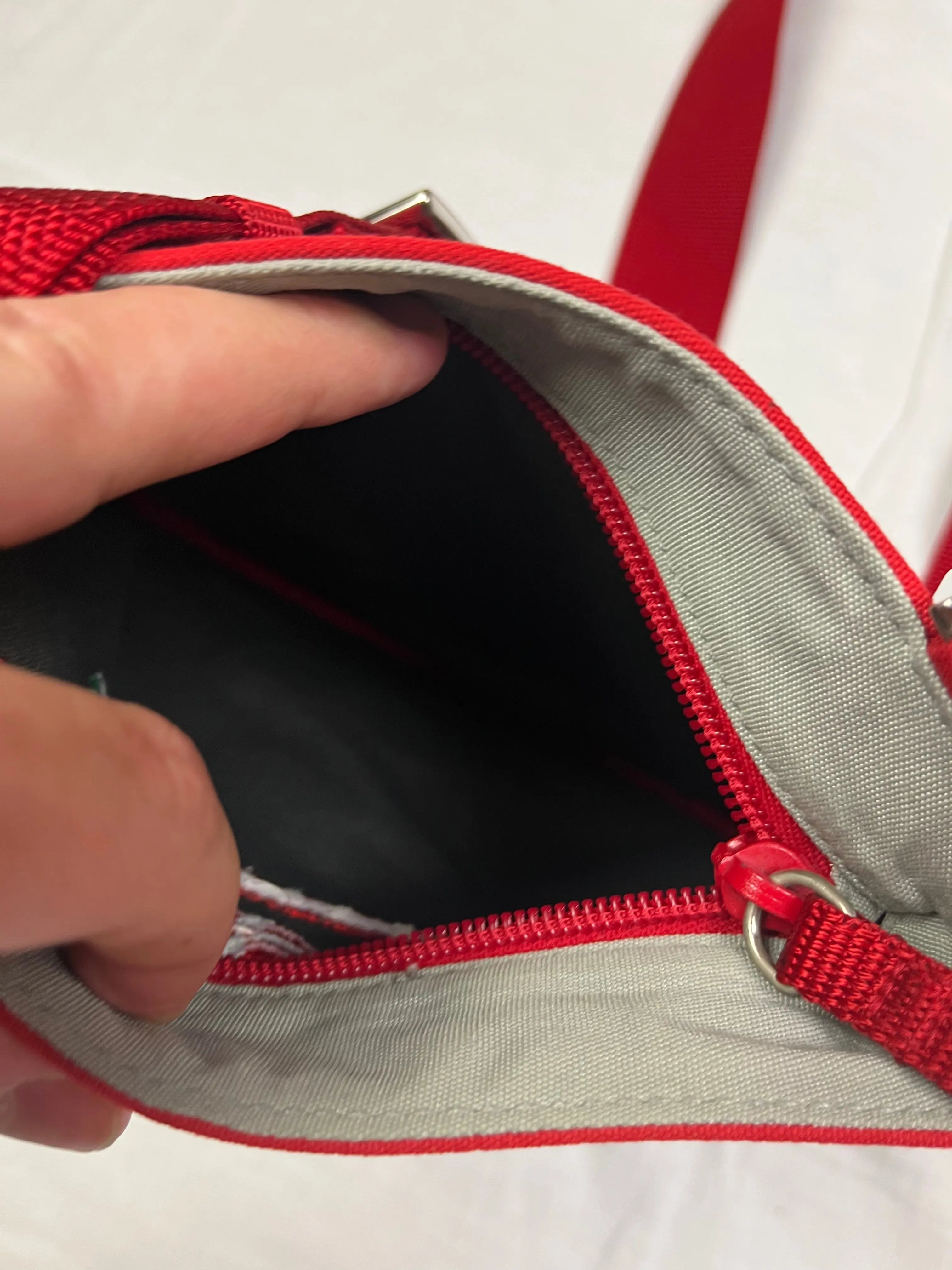 vintage Prada Luna Rossa slingbag Prada