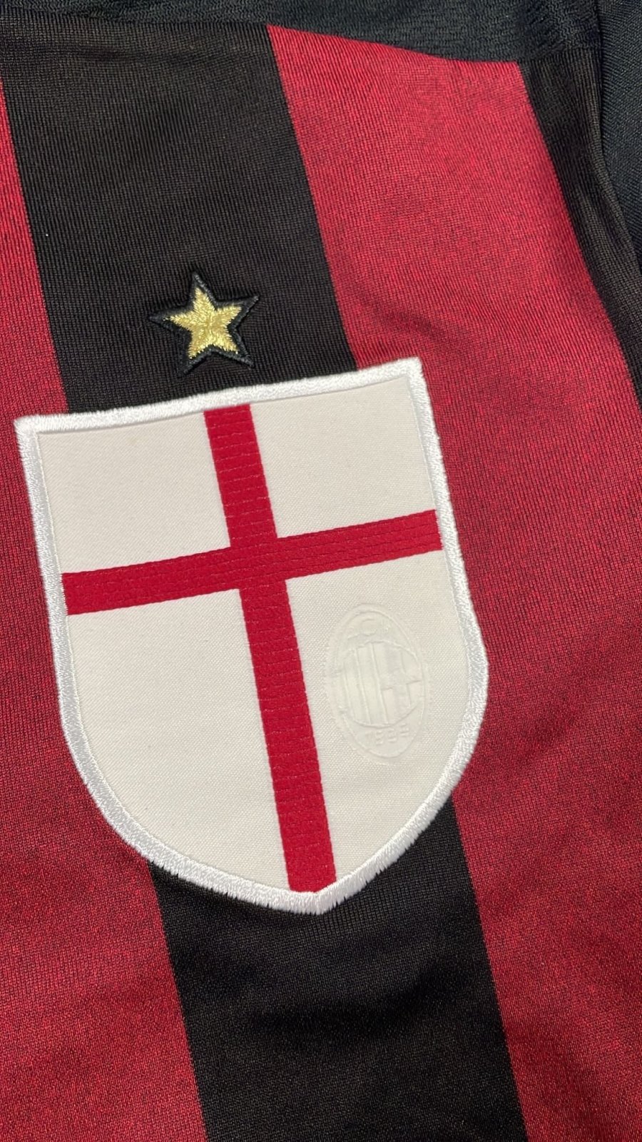 vintage Adidas Ac Milan 2015-2016 home jersey DSWT {L} - 439sportswear