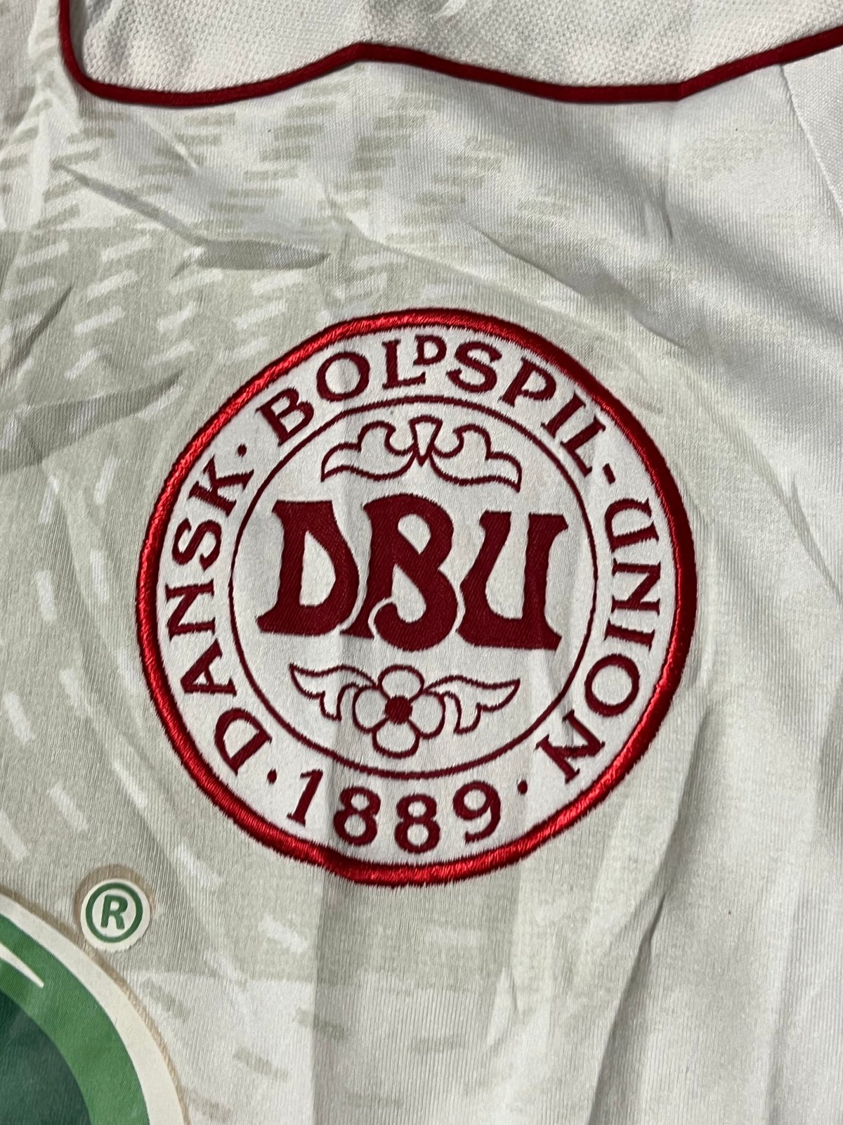 vintage Adidas Denmark trainingjersey {M} - 439sportswear