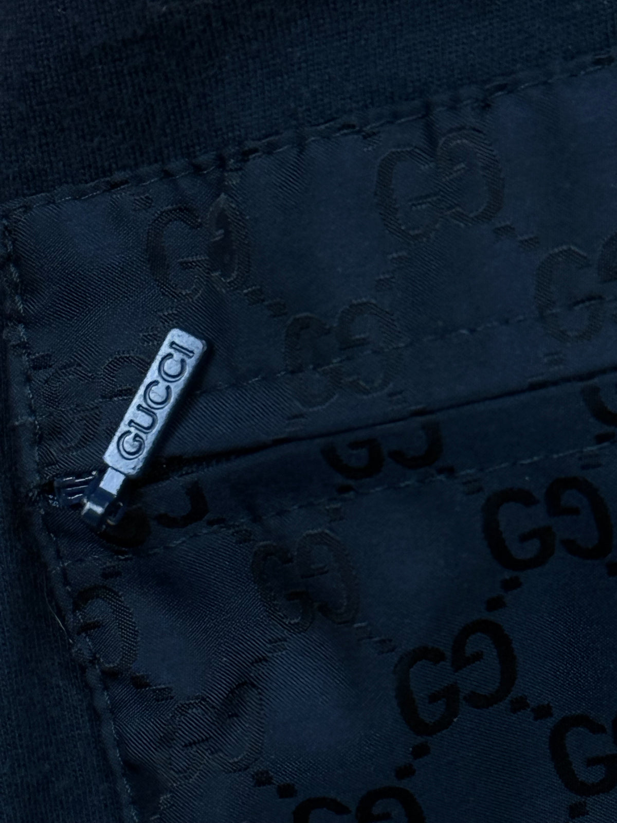 vintage Gucci monogram windbreaker {M}