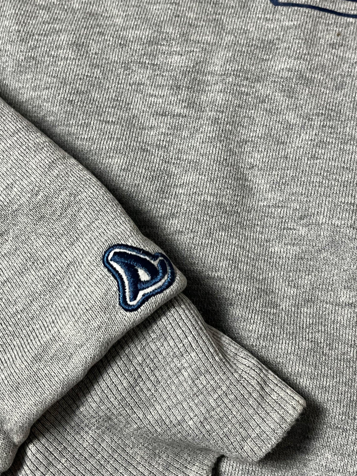 vintage Stüssy sweatjacket {XL}
