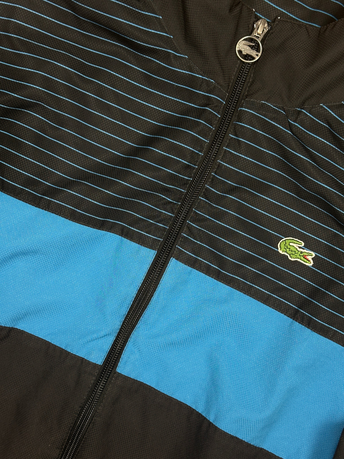 vintage Lacoste windbreaker {XS}