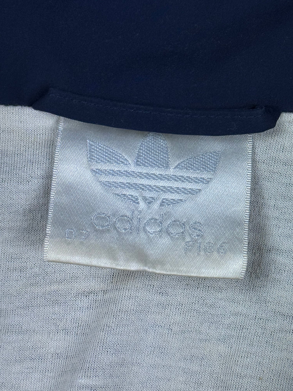 vintage Adidas windbreaker {XL}