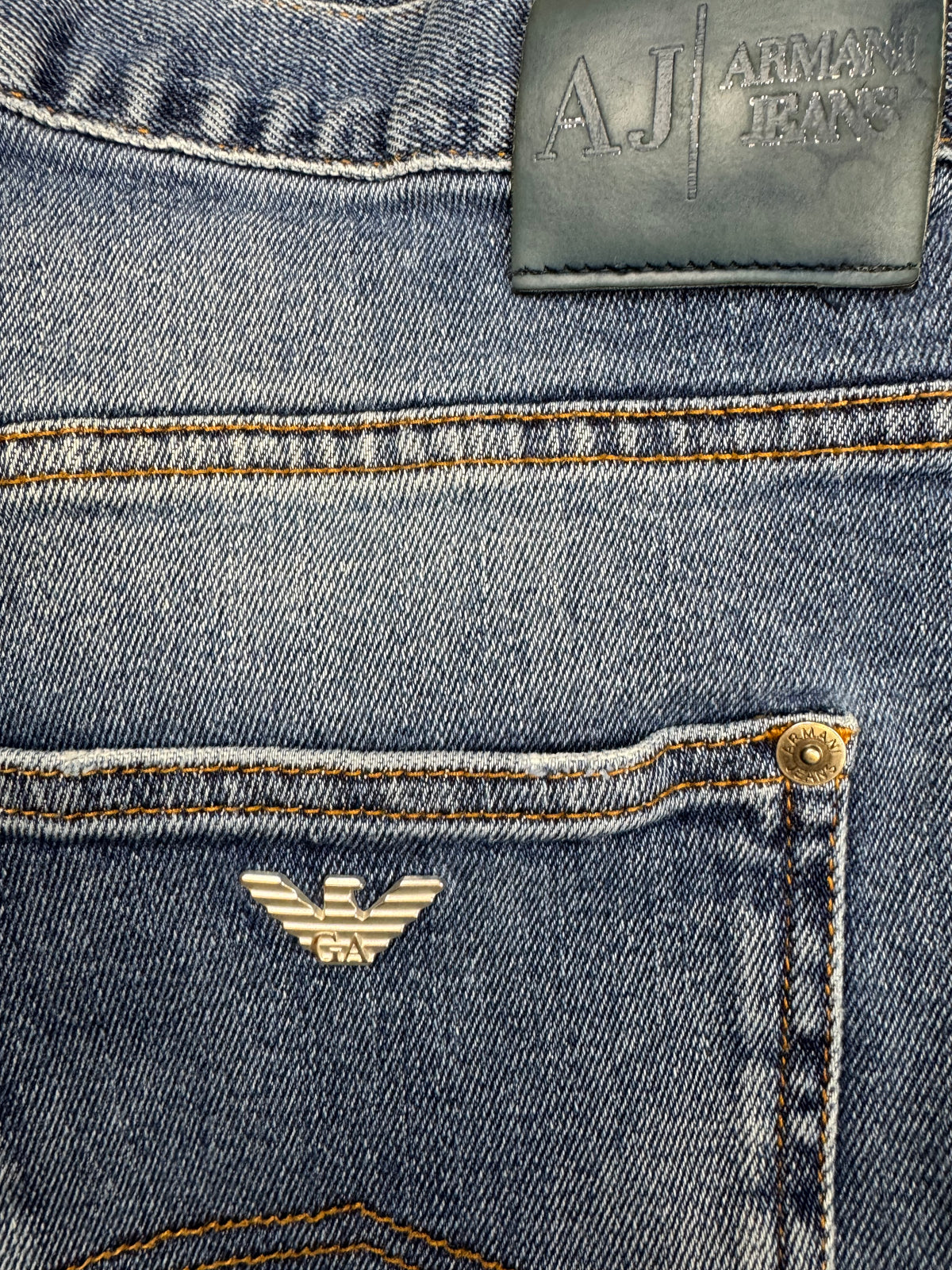 vintage Armani jeans {L}