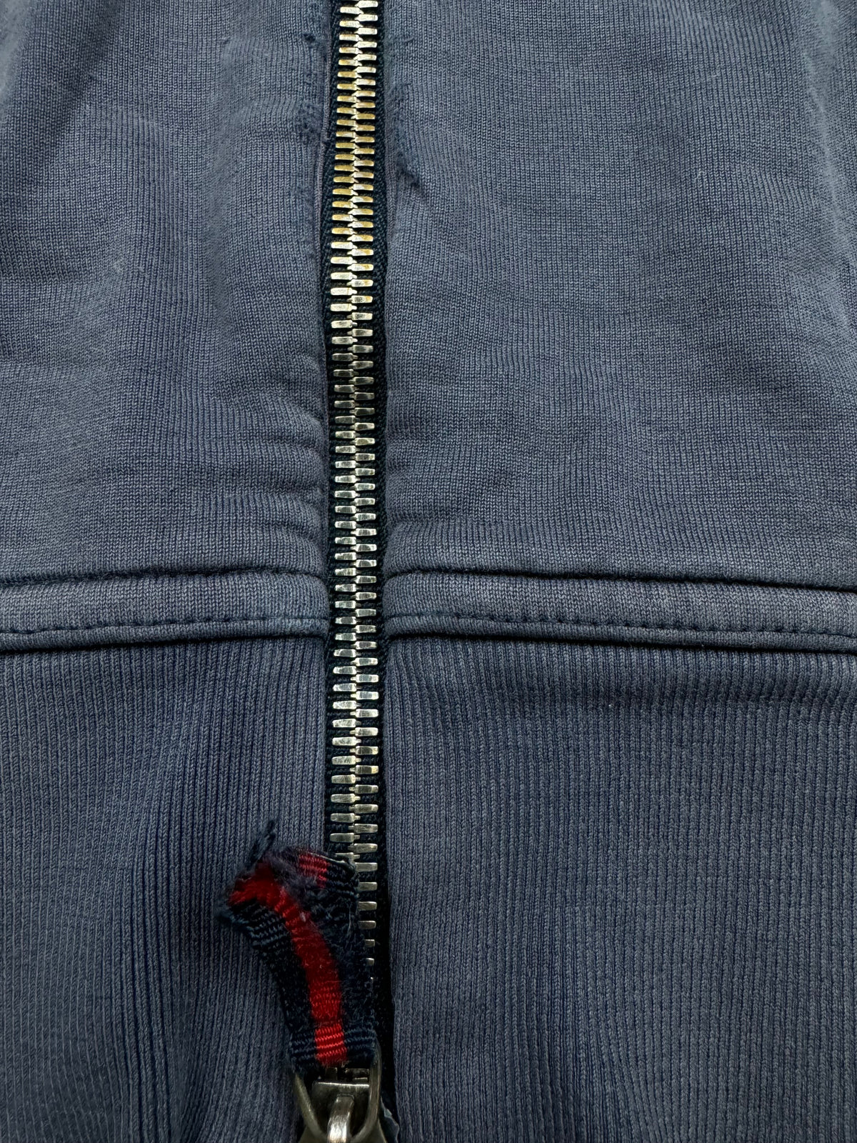 vintage Gucci sweatjacket {M}
