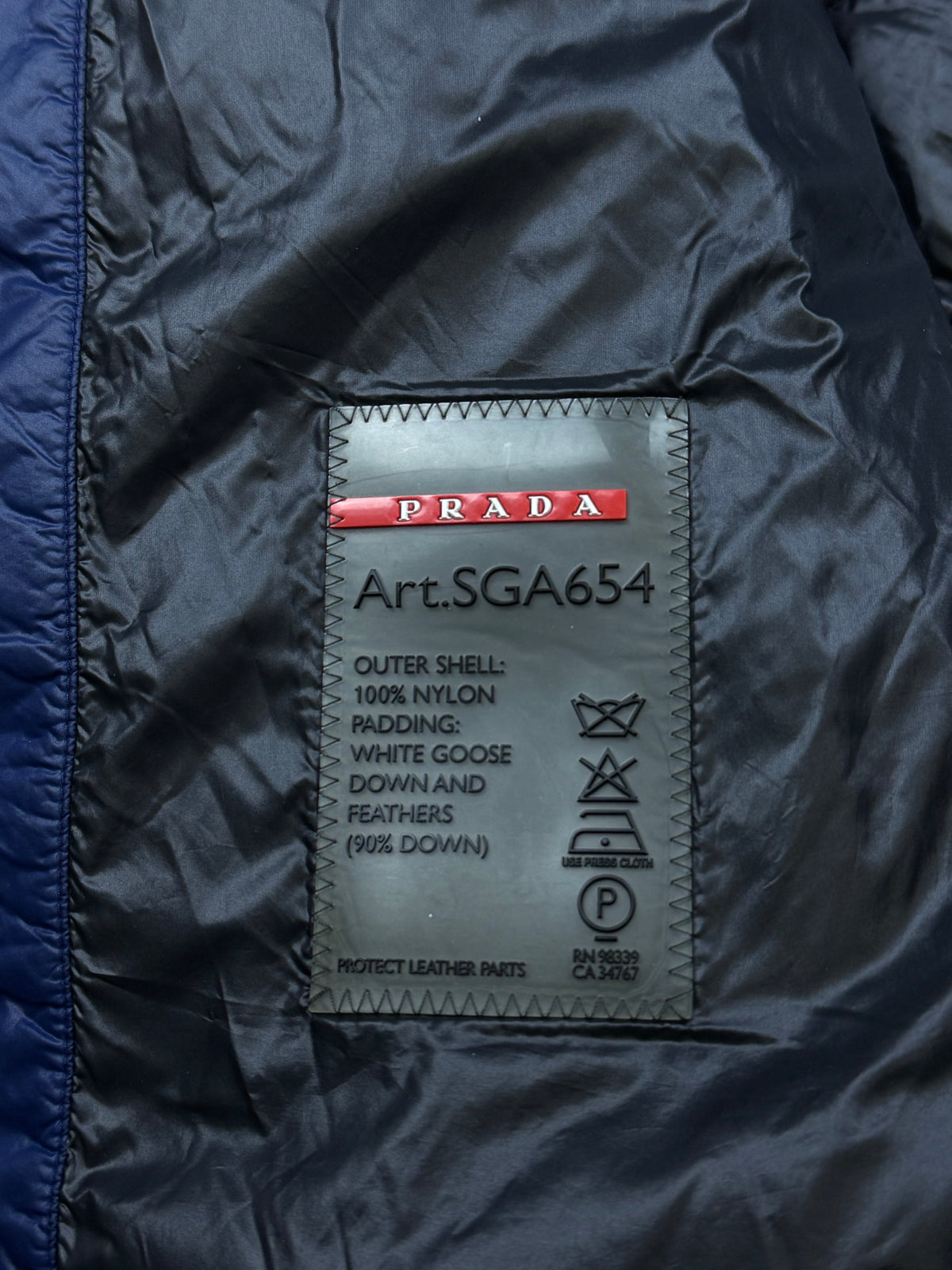 vintage Prada winterjacket {M}