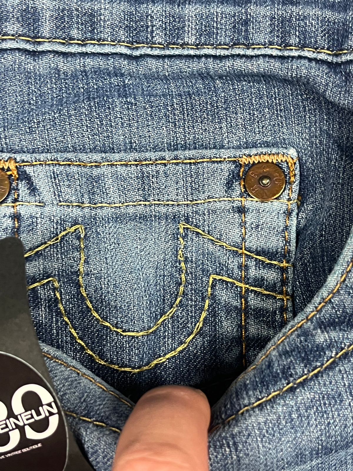 vintage True Religion jeans {M}