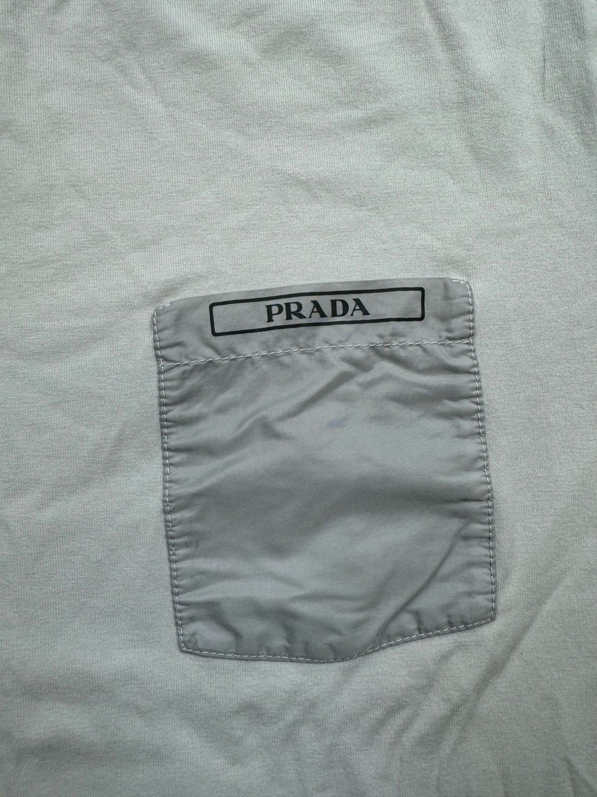 vintage Prada t-shirt {M}