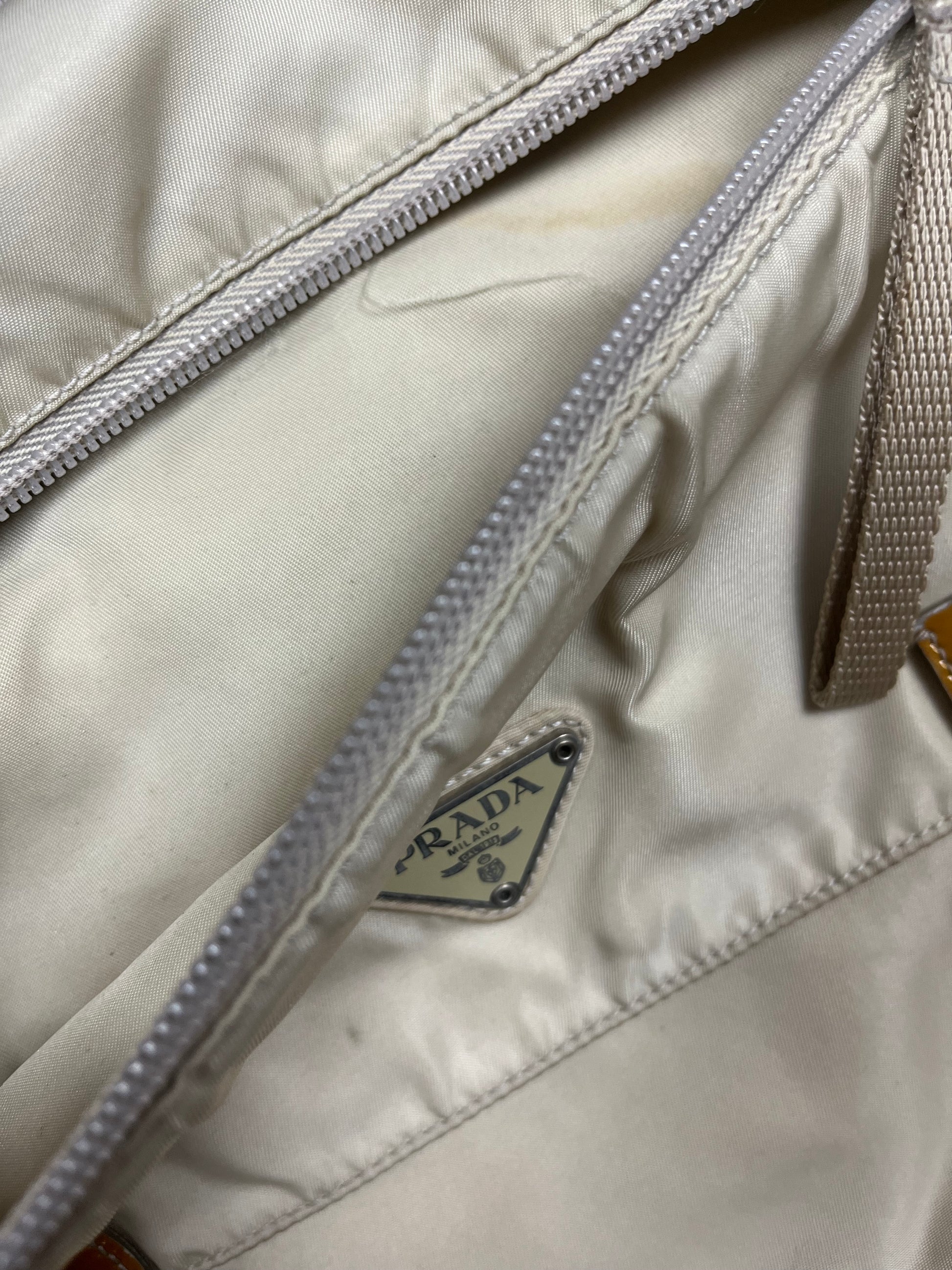 vintage Prada messengerbag