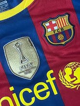 Carregar imagem no visualizador da galeria, vintage Nike Fc Barcelona MESSI10 2010-2011 home jersey {S}
