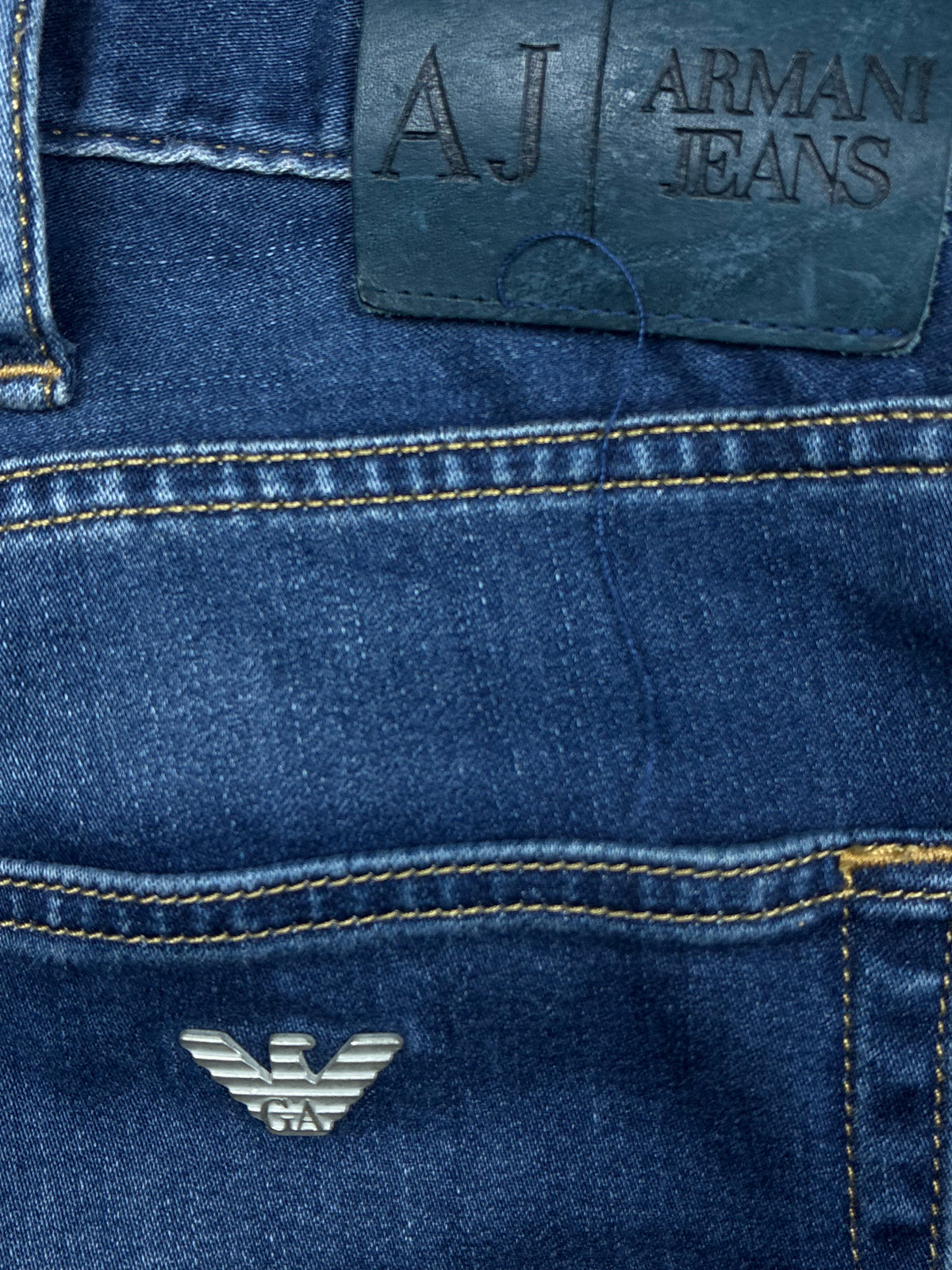 vintage Armani jeans {M}