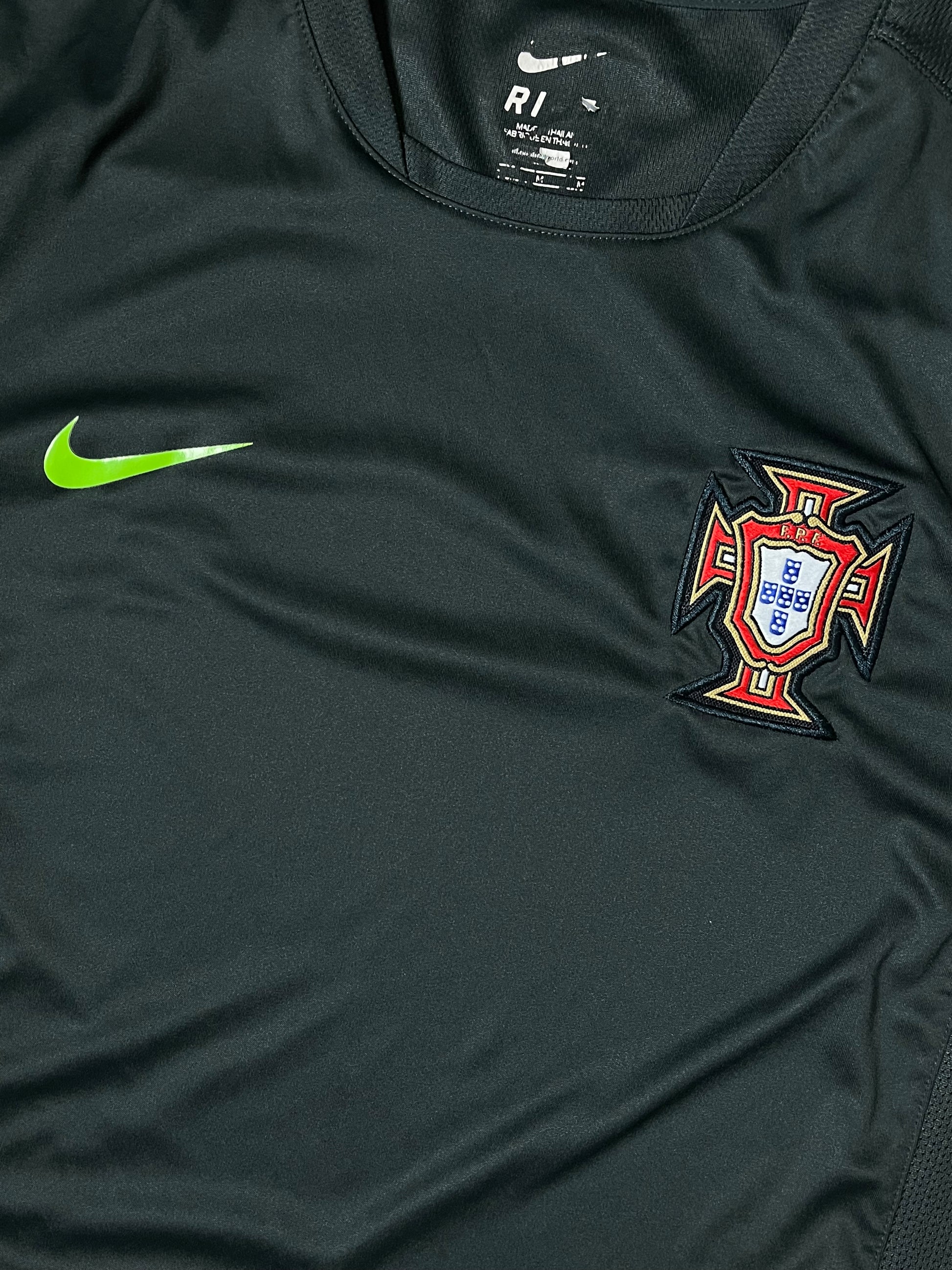 vintage Nike Portugal trainingsjersey {M}