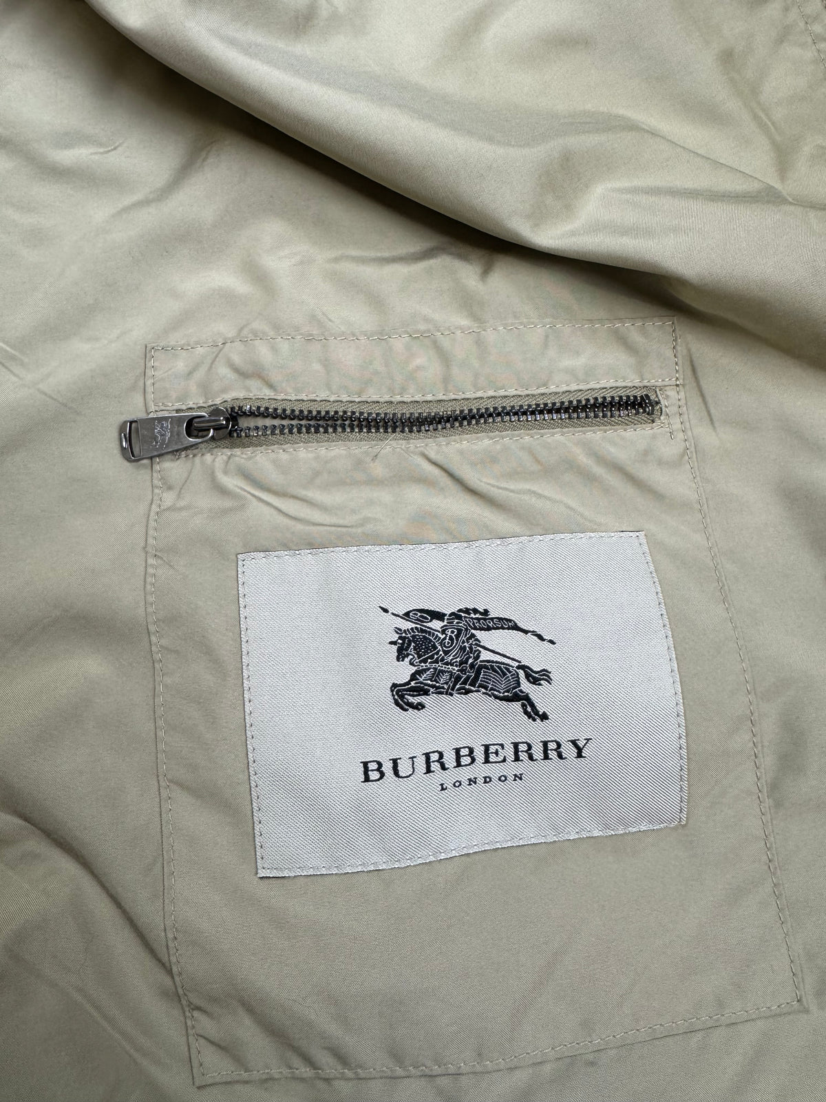 vintage Burberry windbreaker {L}