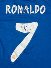 Cargar imagen en el visor de la galería, vintage Adidas Real Madrid RONALDO7 2013-2014 away jersey {M}
