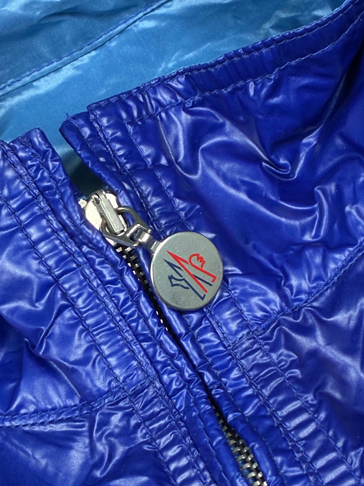 vintage Moncler windbreaker {M}