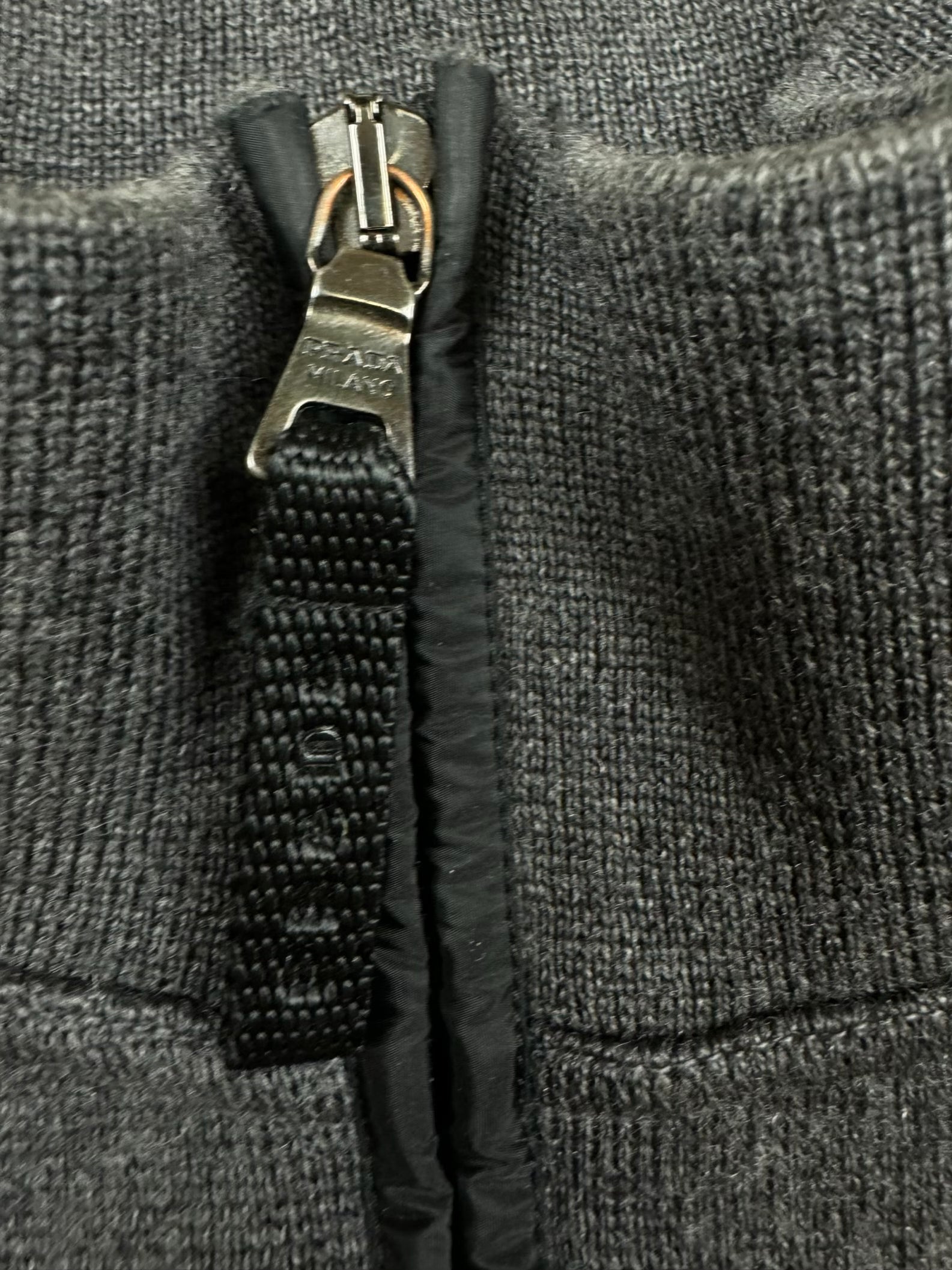 vintage Prada sweatjacket {S}