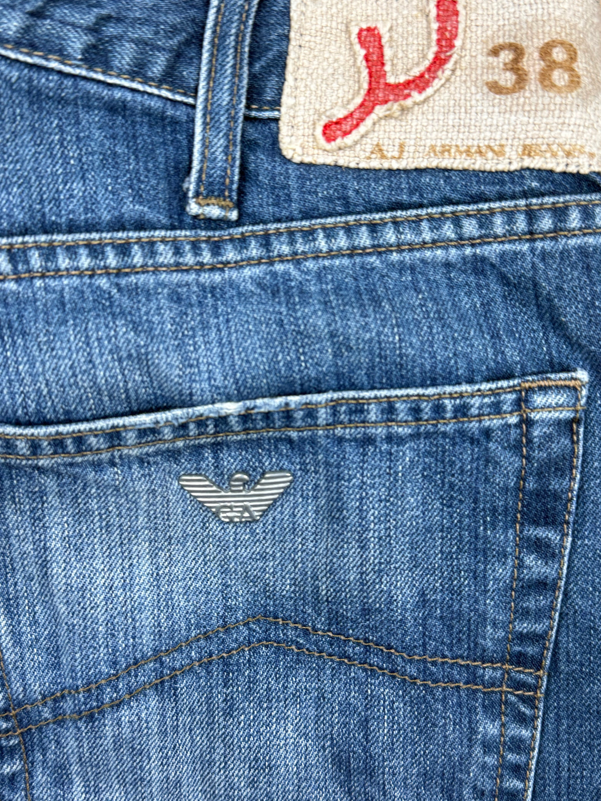 vintage Armani jeans {M}