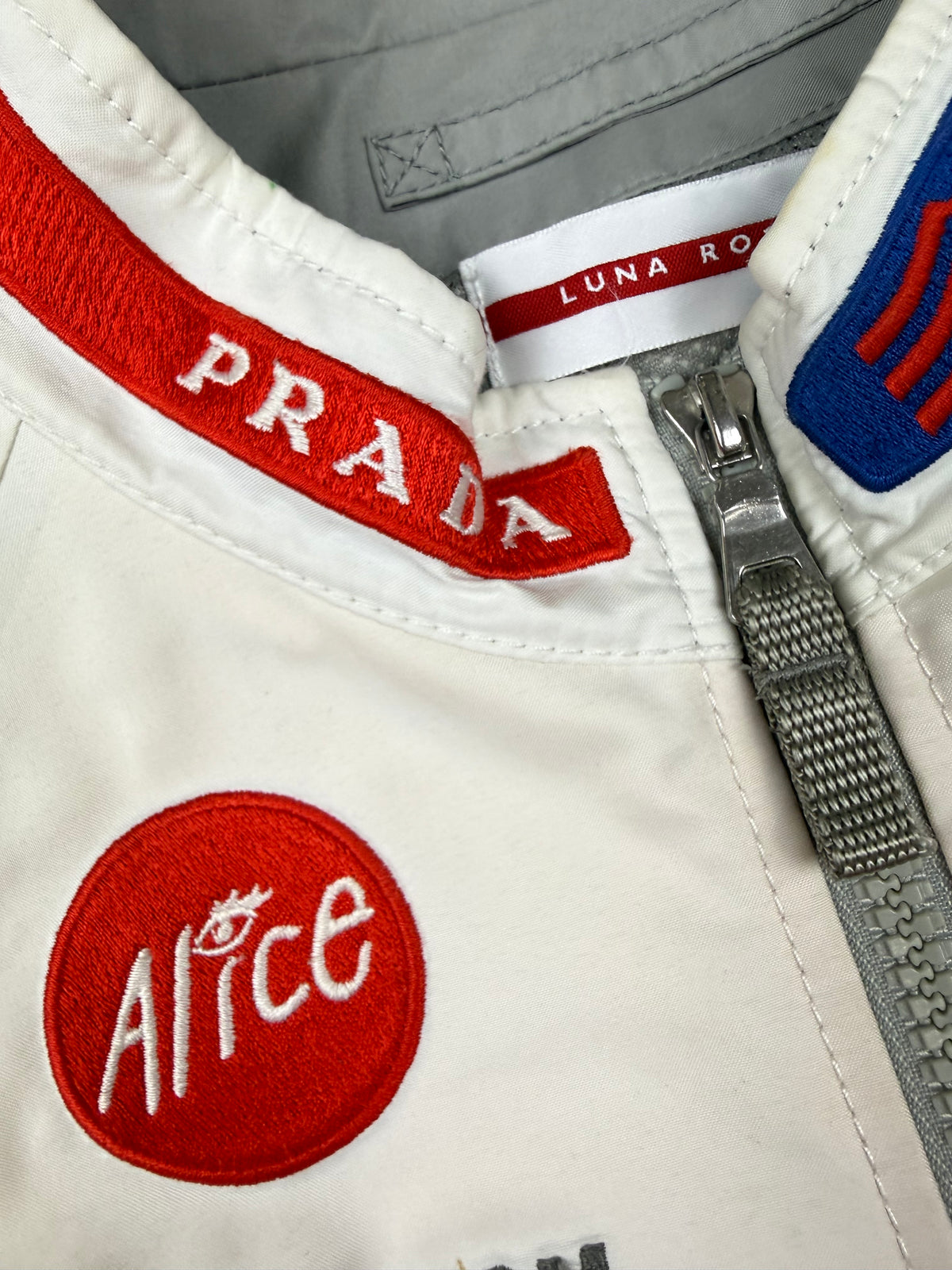vintage Prada Luna Rossa windbreaker {L}