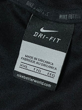Carica l&#39;immagine nel visualizzatore di Gallery, vintage Nike jersey {XXL}
