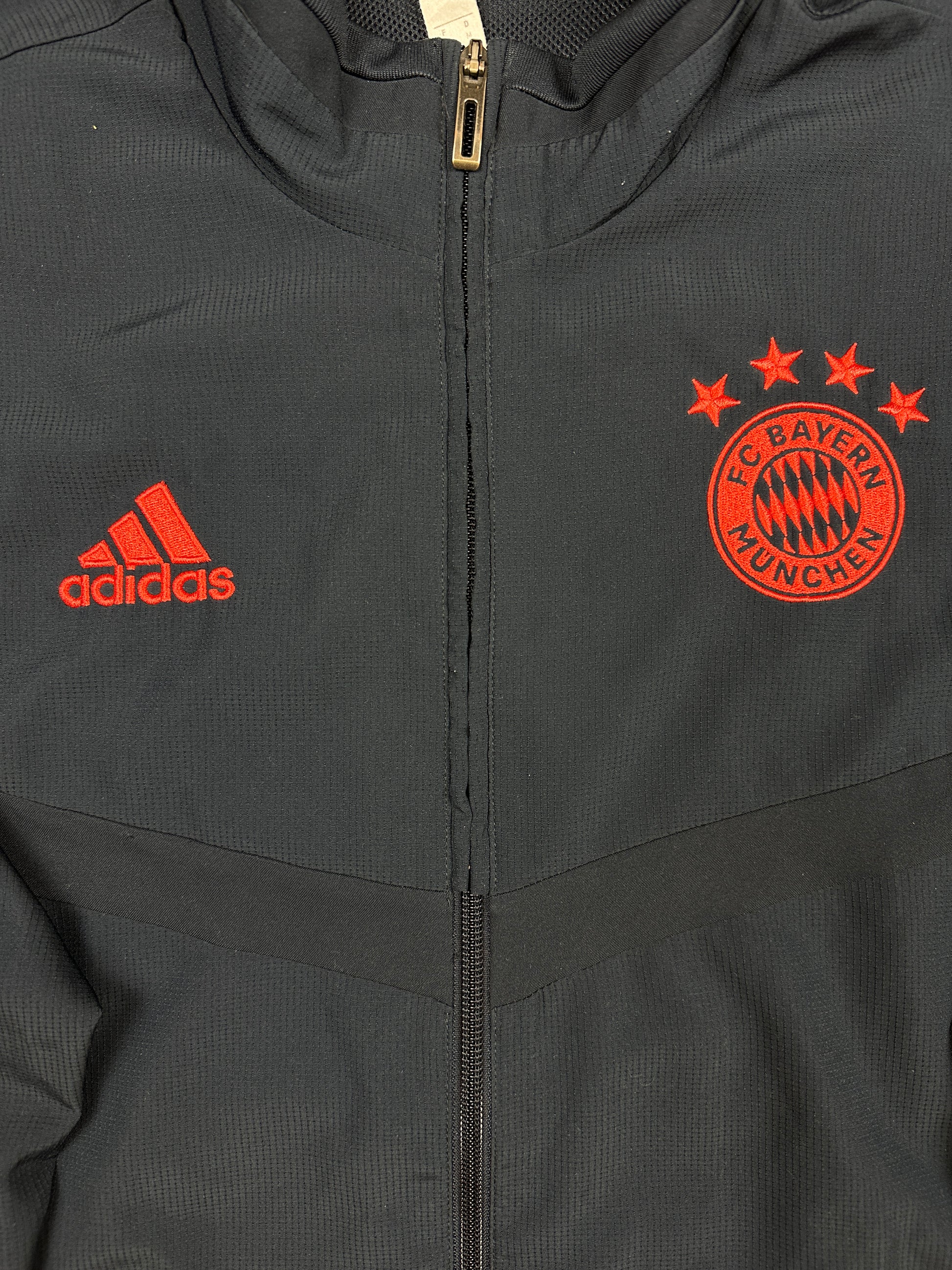 navyblue Adidas Fc Bayern Munich windbreaker {M}