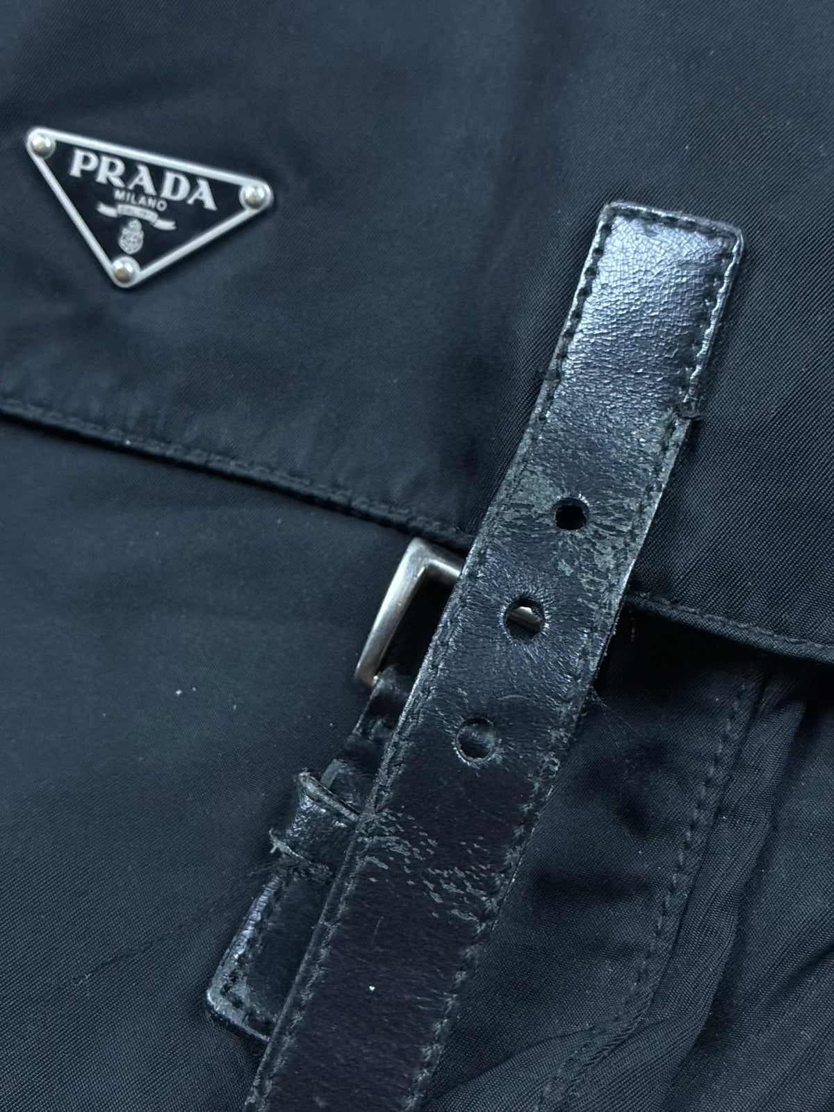 vintage Prada messengerbag
