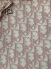 Carregar imagem no visualizador da galeria, vintage Christian Dior slingbag
