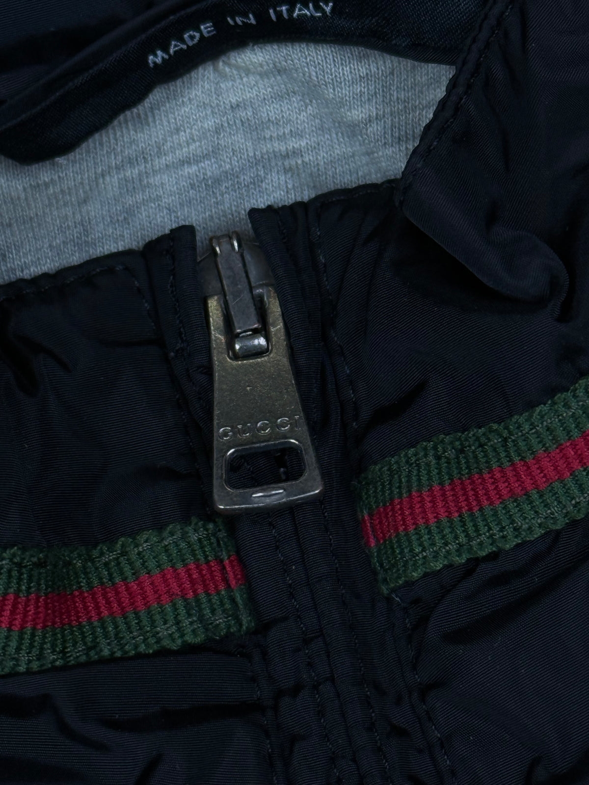 vintage Gucci windbreaker {M}