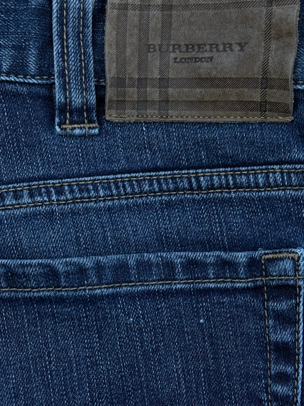 vintage Burberry jeans {S}