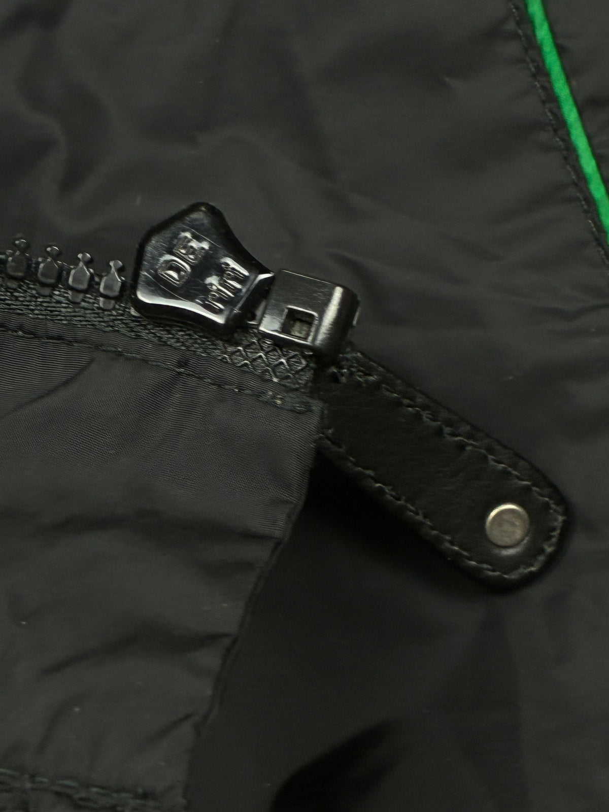 vintage Gucci windbreaker {S}