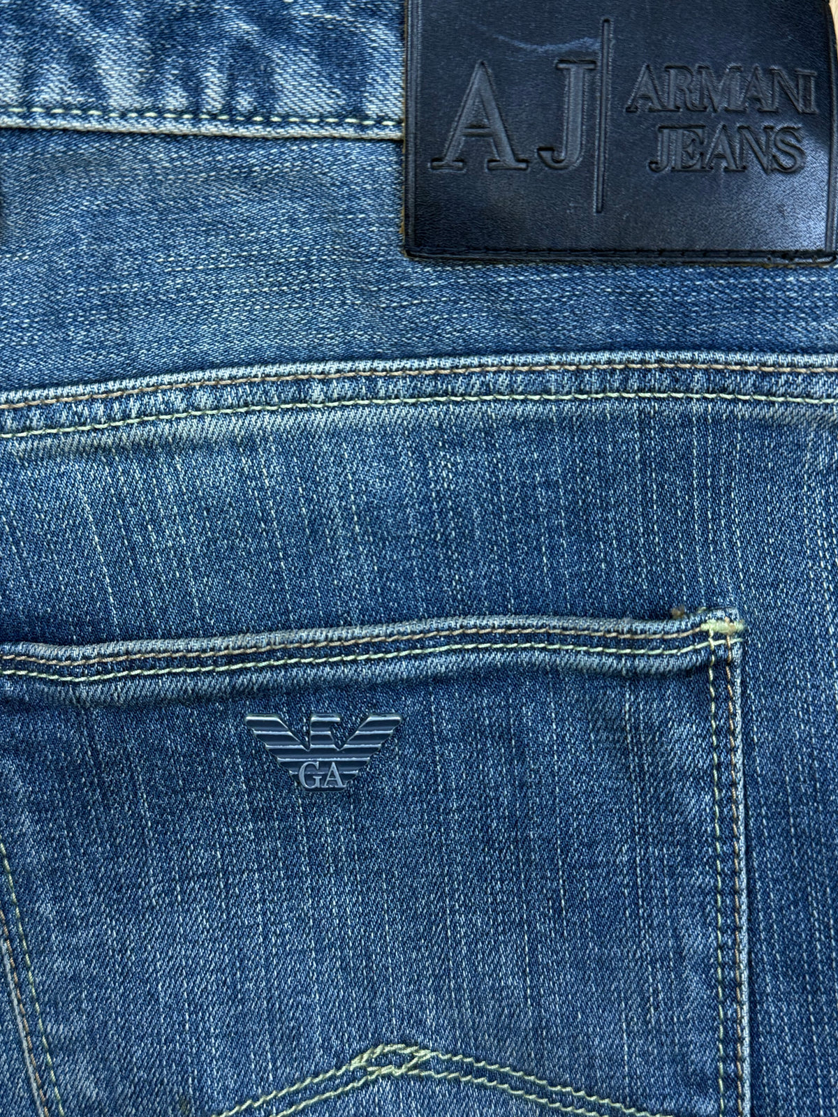 vintage Armani jeans {M}