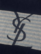 Carica l&#39;immagine nel visualizzatore di Gallery, vintage Yves Saint Laurent knittedsweater {M}
