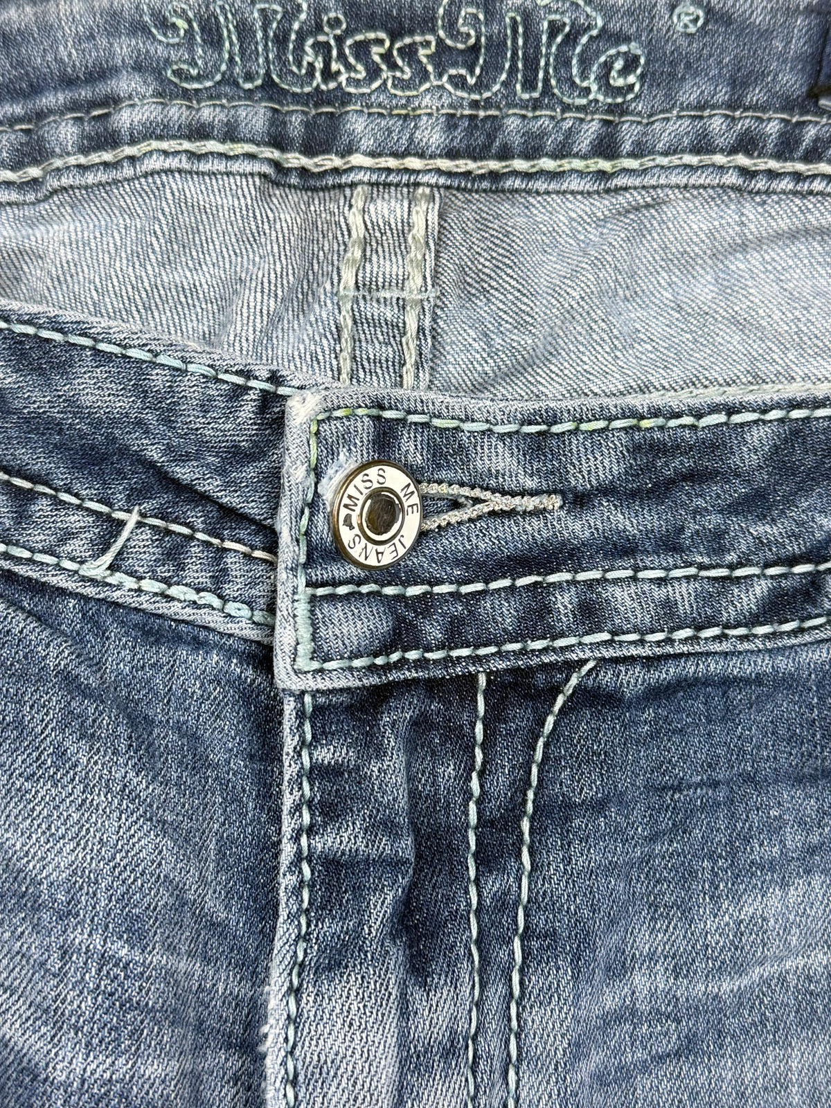 vintage Miss Me jeans {L}