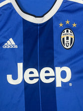 Cargar imagen en el visor de la galería, vintage Adidas Juventus Turin 2016-2017 away jersey {XL}
