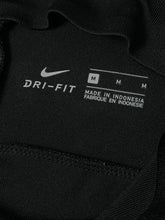 Lade das Bild in den Galerie-Viewer, black Nike PSG Paris Saint Germain tracksuit {M}
