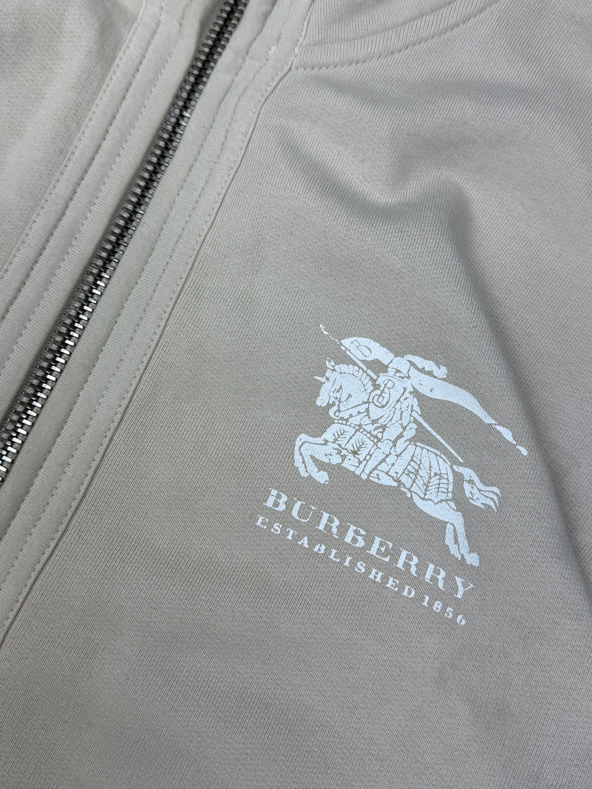vintage Burberry sweatjacket {XXL}