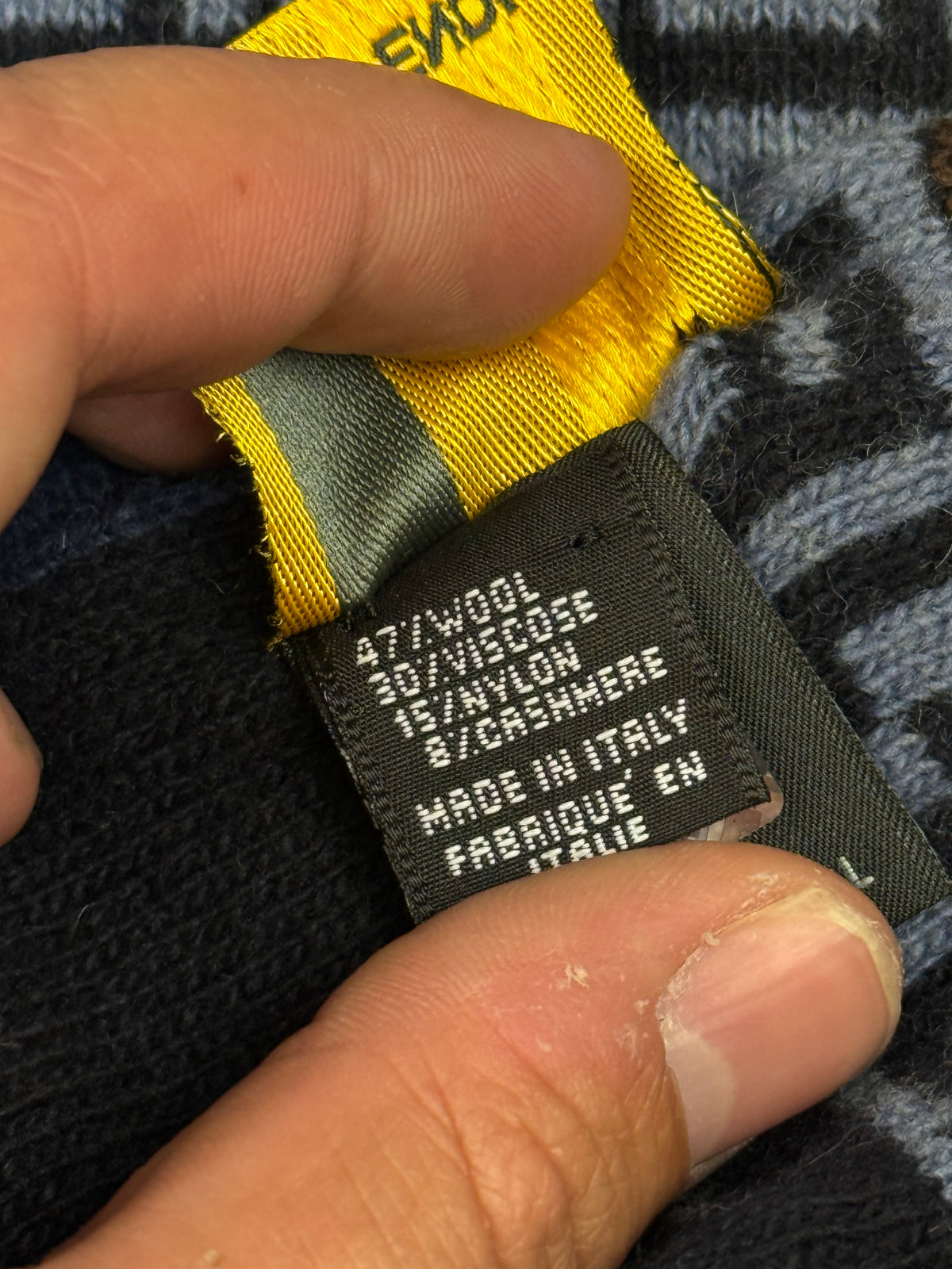 vintage navyblue Fendi scarf