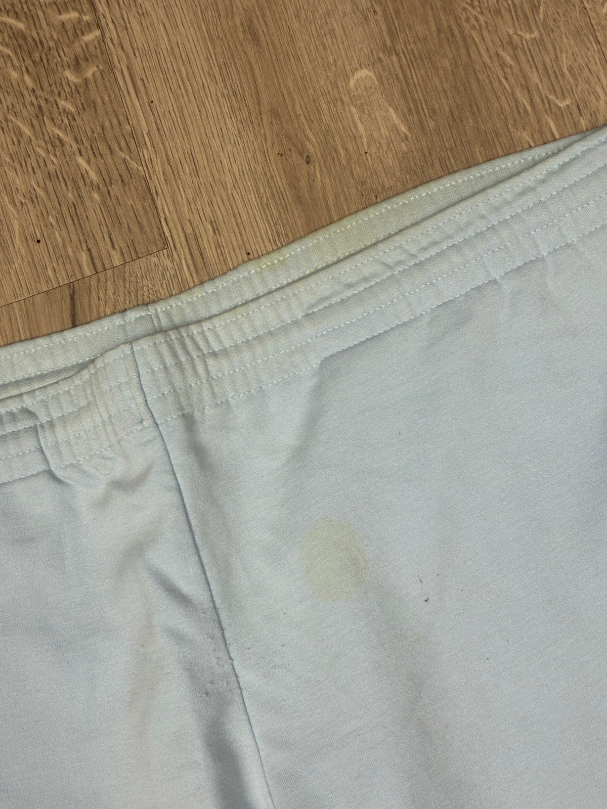 vintage babyblue Lacoste joggingpants {M}