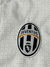 Load image into Gallery viewer, vintage Nike Juventus Turin windbreaker {S-M}
