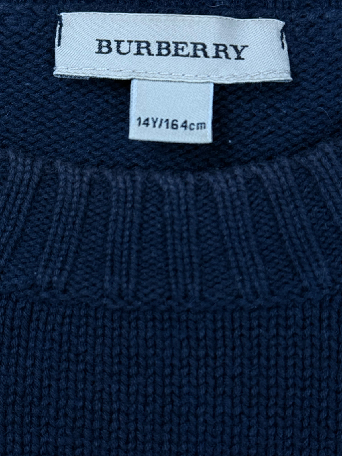 vintage Burberry knittedsweater {XS}