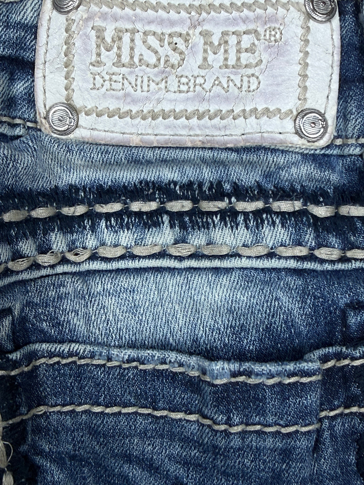 vintage Miss Me jeans {S}
