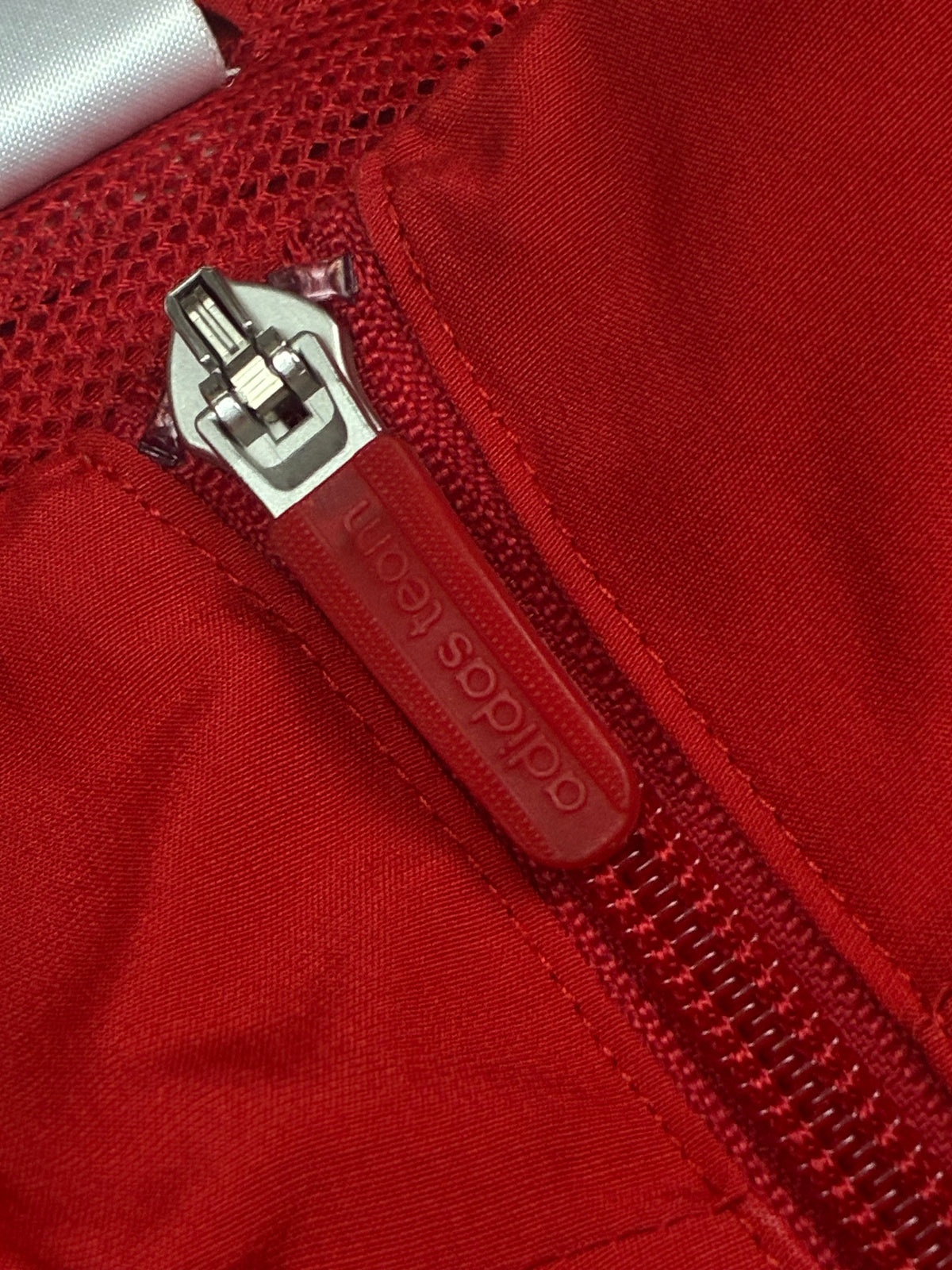 vintage Adidas Besiktas windbreaker {XL}